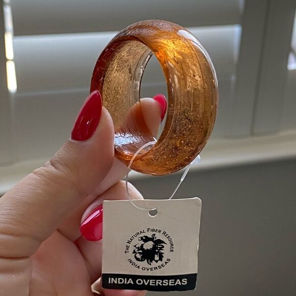 NWT India Overseas Glass Napkin Rings Set Of 4 - Picture 4 of 5